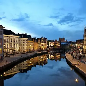 Romantic Unesco Medieval House In The Center Ghent