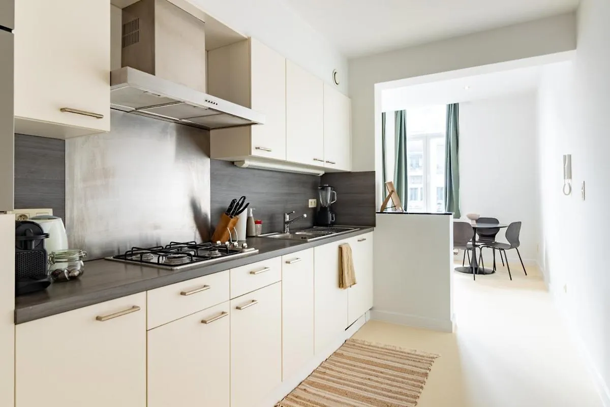 Bright, Spacious Apartments & Perfectly Located In The Heart Of Ghent 0*,