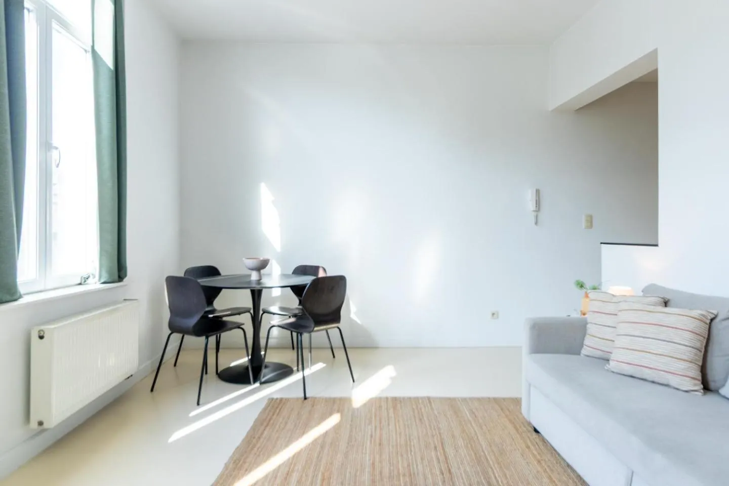 Bright, Spacious Apartments & Perfectly Located In The Heart Of Gante